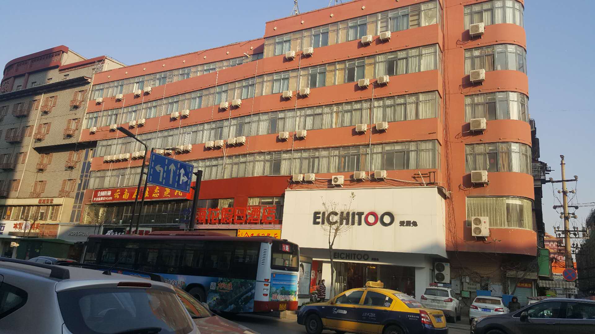 预拍绝佳地段商业楼，4100平方